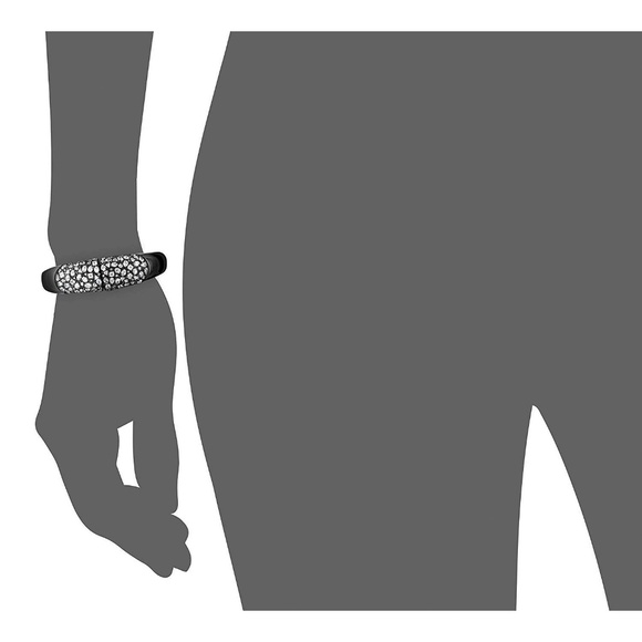 CZ by Kenneth Jay Lane Pasha Hinged Bracelet - Picture 3 of 7